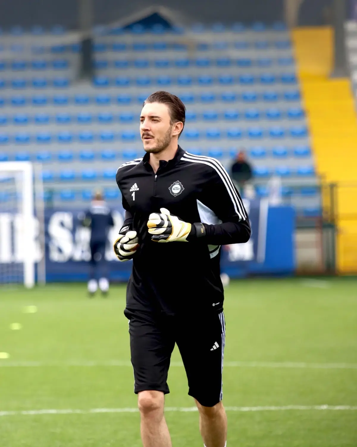Ozan Evrim’in Geleceği Belgisiz