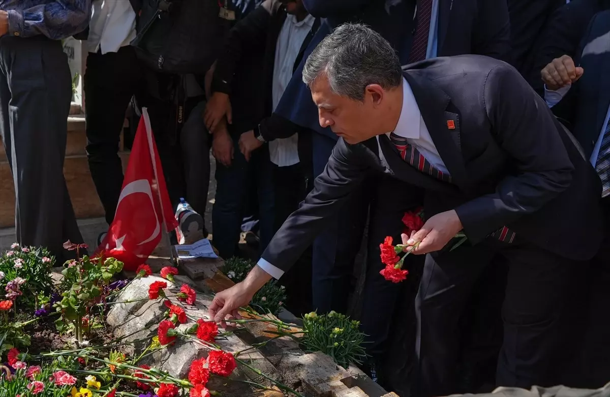 Özgür Özel: Çabaya Devam!