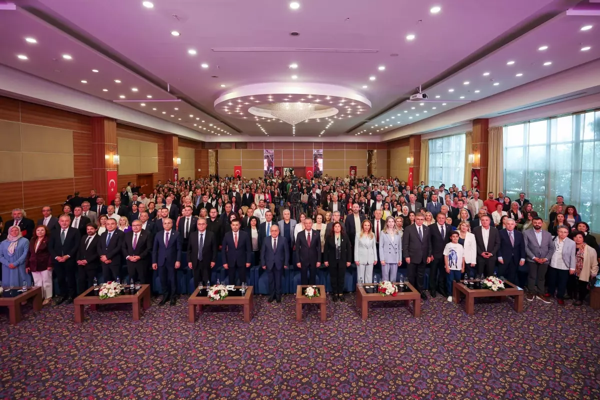 Özgür Özel’den Otizm Taahhüdü