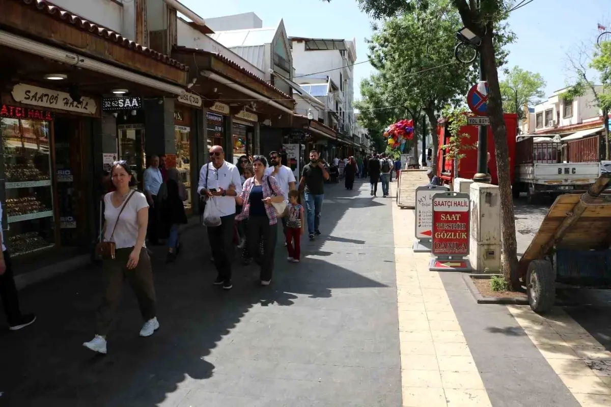 PKK Feshedildi, Diyarbakır’da Umut Var