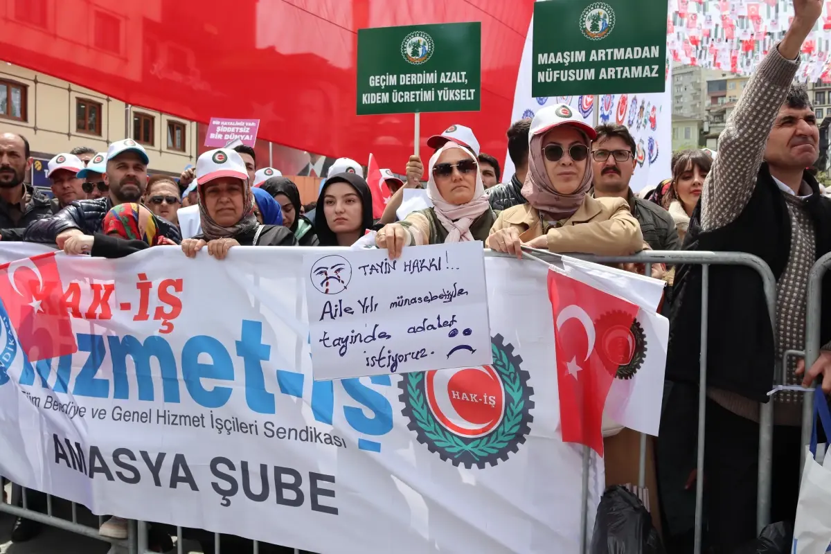 Rize’de 1 Mayıs Coşkuyla Kutlandı