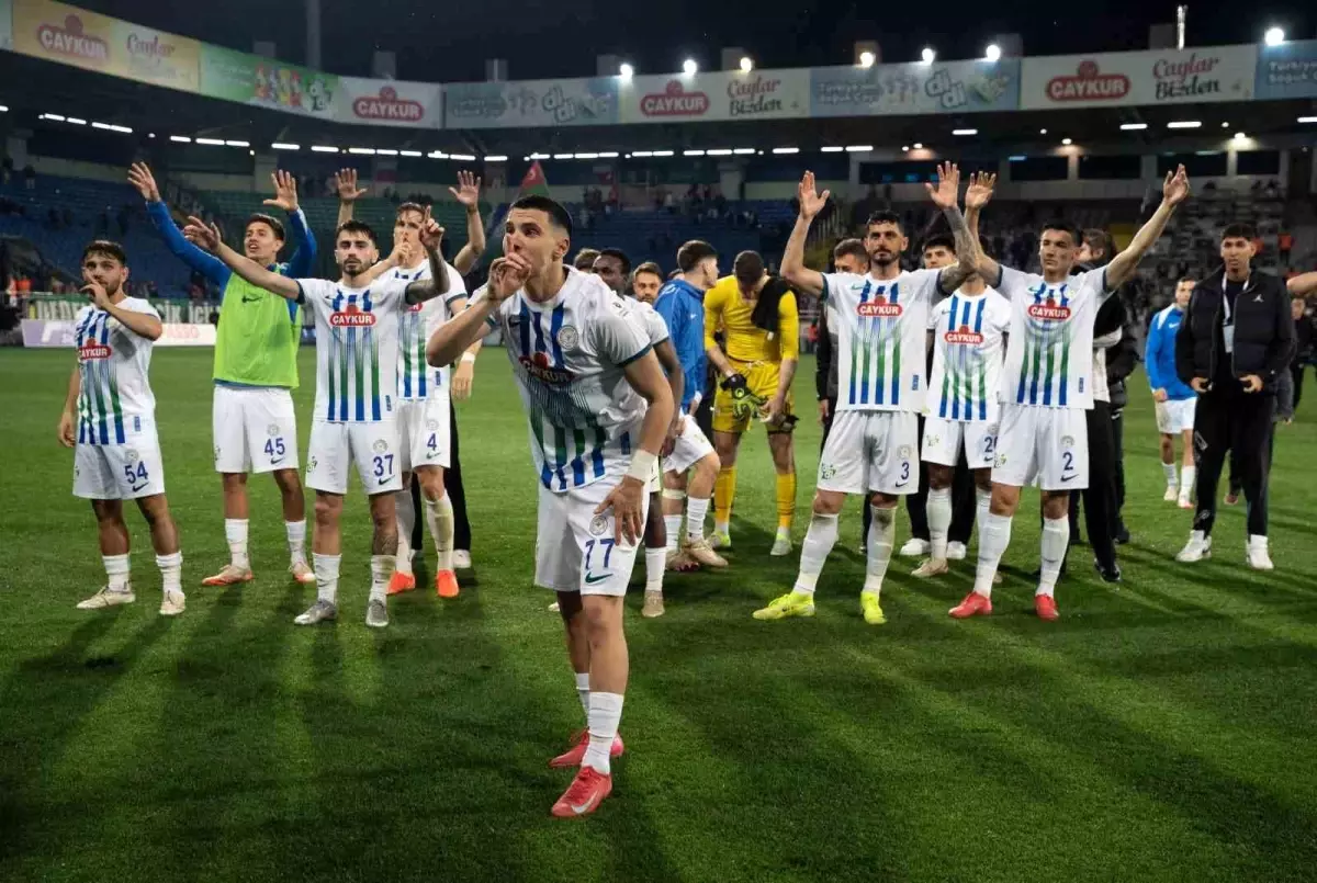 Rizespor Ligde Kalmayı Garantiledi