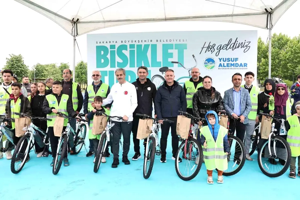 Sakarya’da Bisiklet Çeşidi ve Ödül Merasimi Düzenlendi
