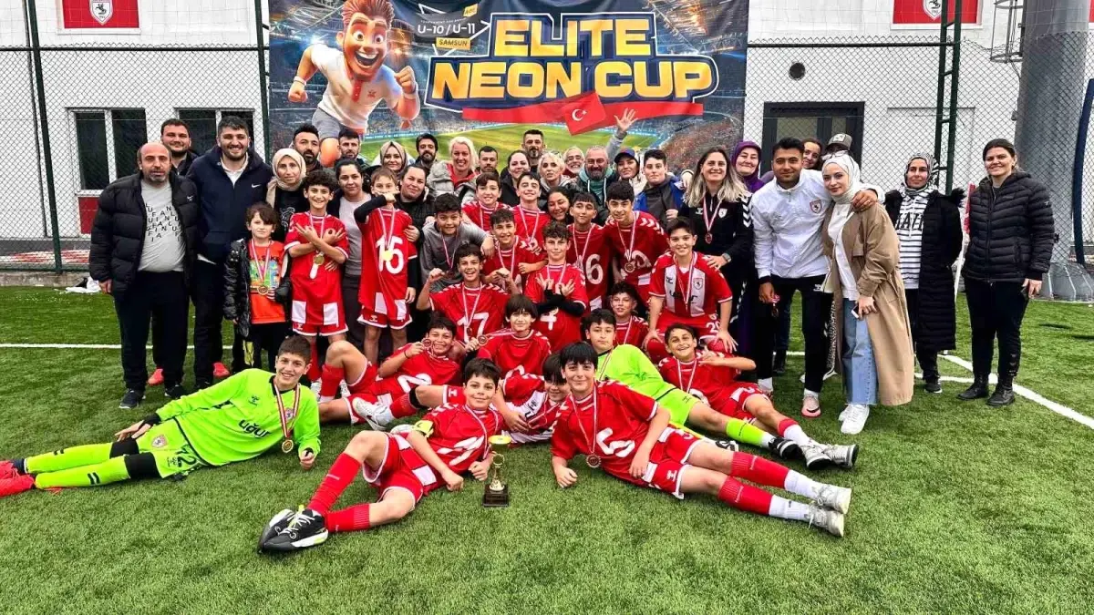Samsun’da Milletlerarası Seçkine Neon Cup Tamamlandı