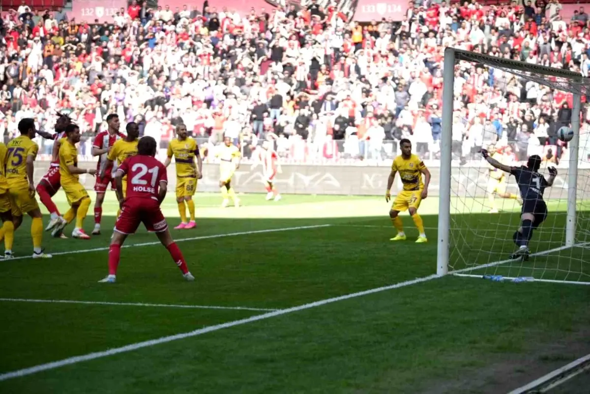 Samsunspor – Eyüpspor: Birinci 15 Dakikada 1-0