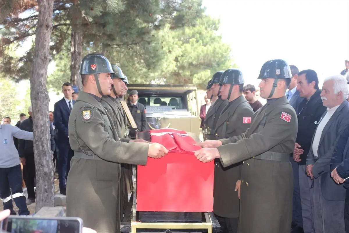 Şehit Piyade Er Halil İbrahim Yılmaz Toprağa Verildi