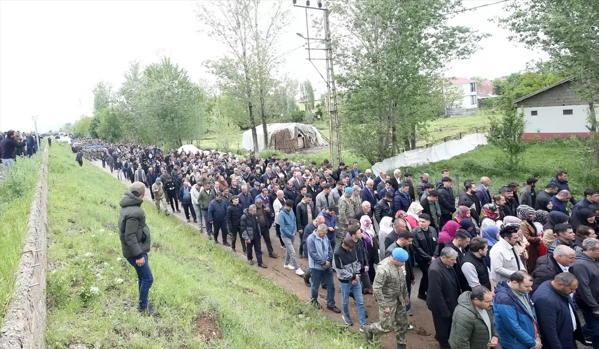 Şehit Piyade Uzman Çavuş Karadağ, Muş’ta son seyahatine uğurlandı