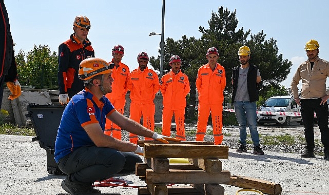 Selçuklu Belediyesi işçisi afetlere hazırlanıyor