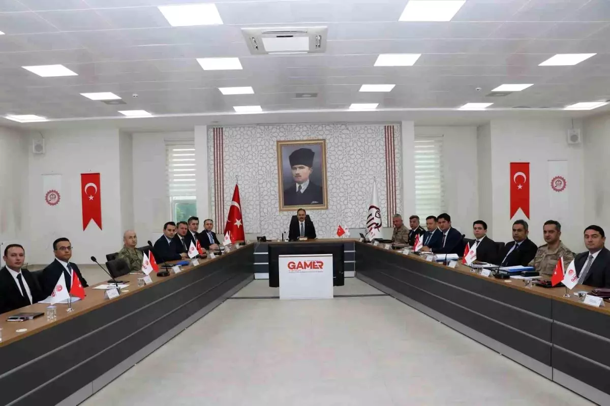 Siirt’te Terörle Uğraş Ve Güvenlik Toplantısı