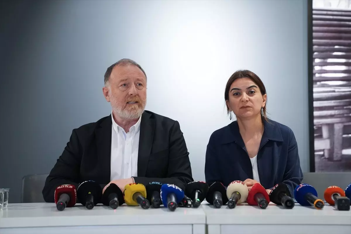 Sırrı Süreyya Öncü’ye Taziye