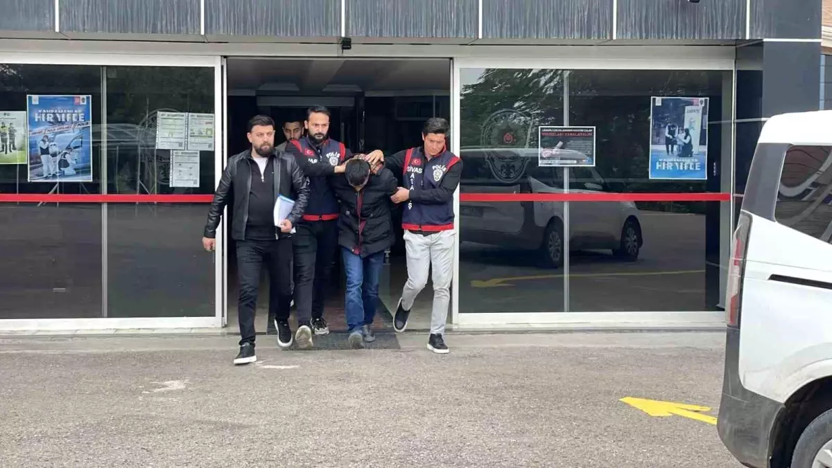 Sivas’ta Kardeş Katili Adliyeye Sevk Edildi