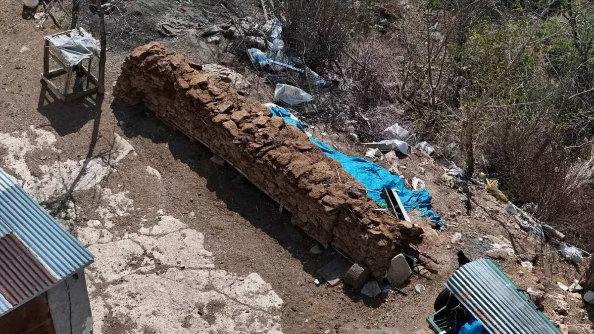 Sivas’ta Kış İçin Tezek Hazırlığı Başladı