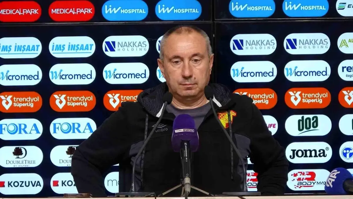 Stoilov: Göztepe Ailesini Memnun Etmeliyiz