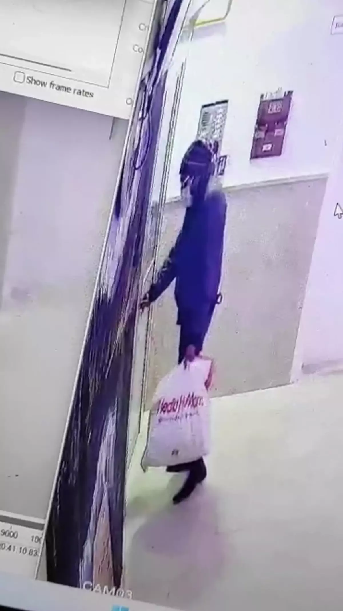 Şüphelinin Apartmana Girişi Kamerada