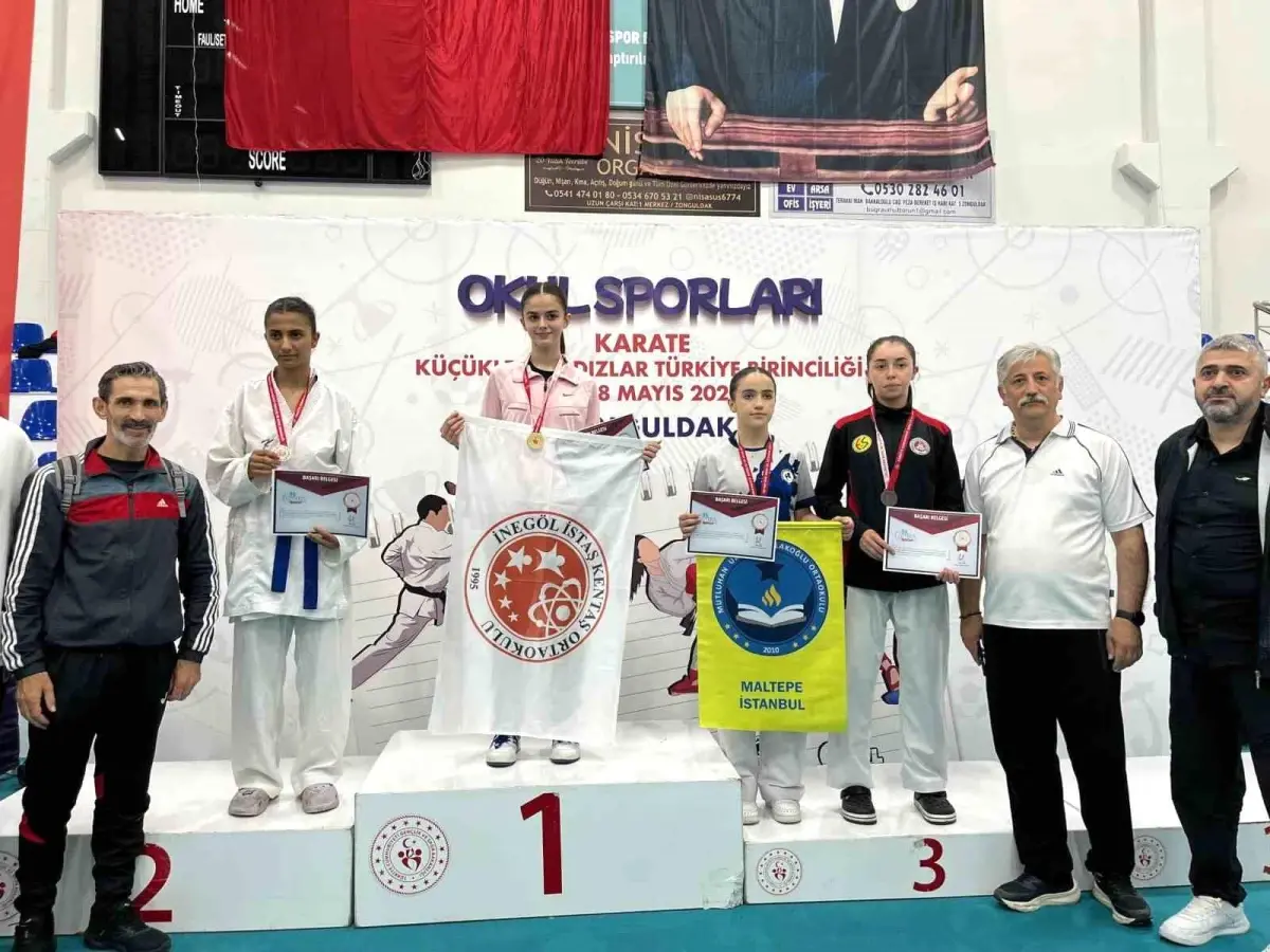 Tabiat Açıkgöz Türkiye 3’üncüsü oldu