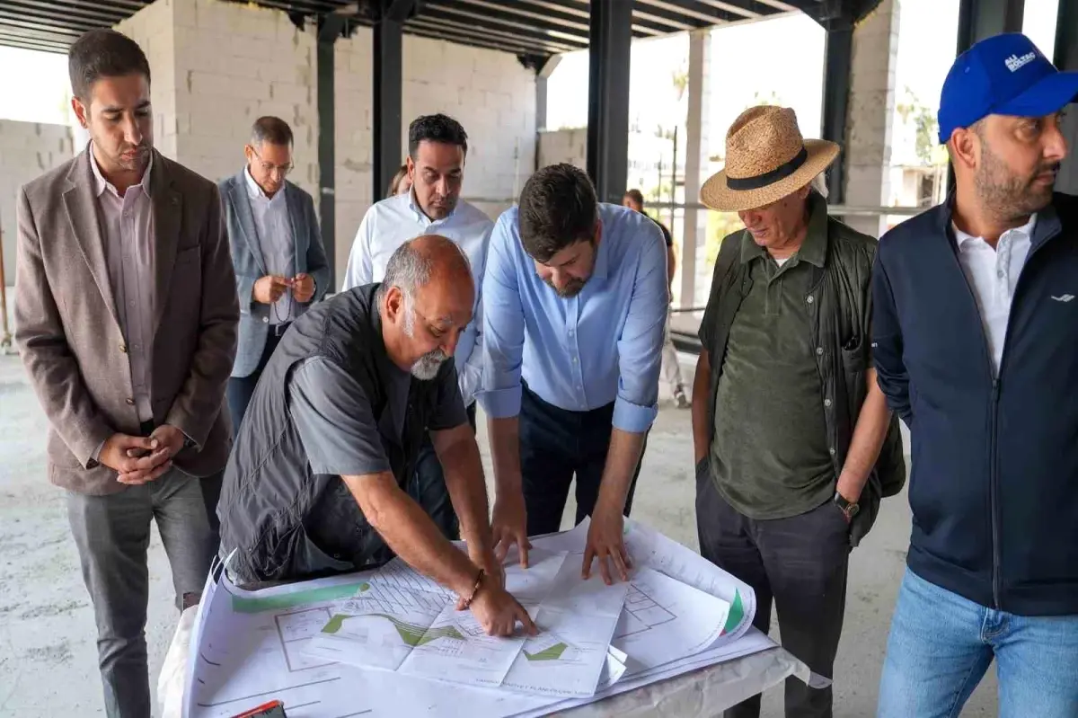 Tarsus Belediye Başkanı Boltaç, Esnaf Ziyaretleri ve Kent Meydanı İncelemeleri Gerçekleştirdi