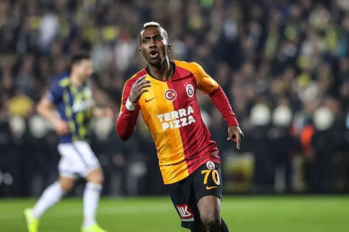 Teşebbüsler başladı! Onyekuru, dördüncü kez Süper Lig yolcusu