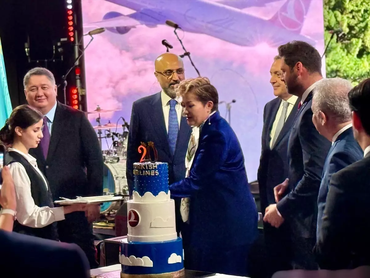 THY’nin Astana Uçuşları 20. Yaşını Kutladı