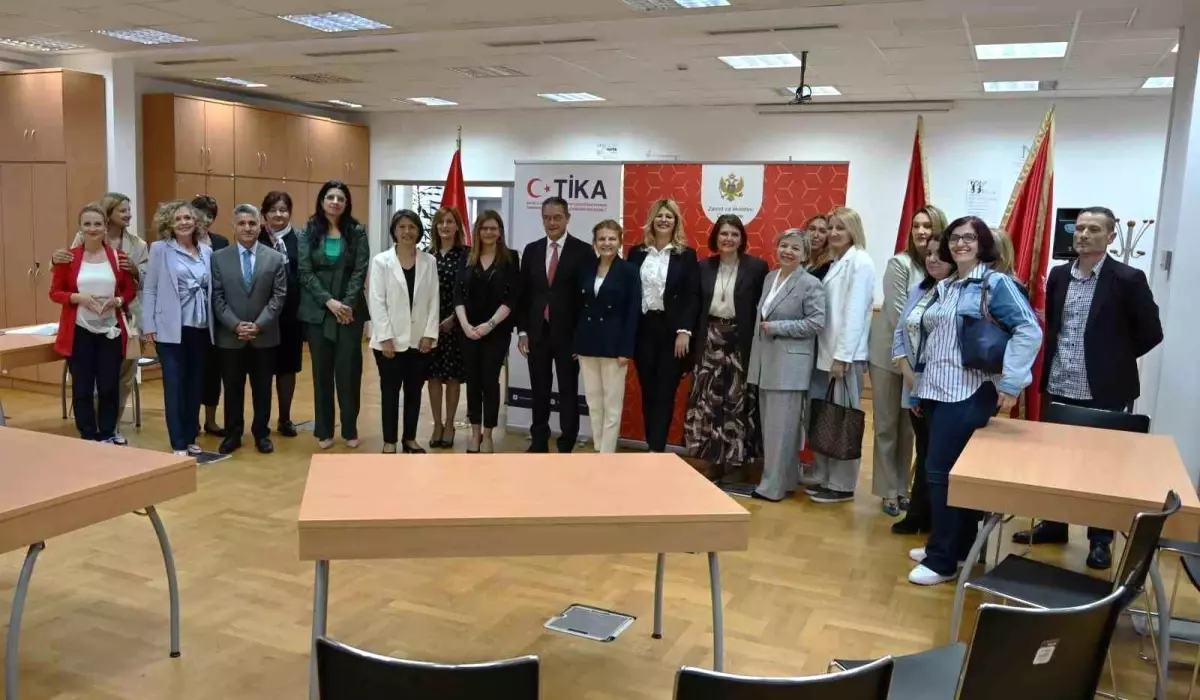 TİKA’dan Karadağ’a Ofis Mobilyası Takviyesi