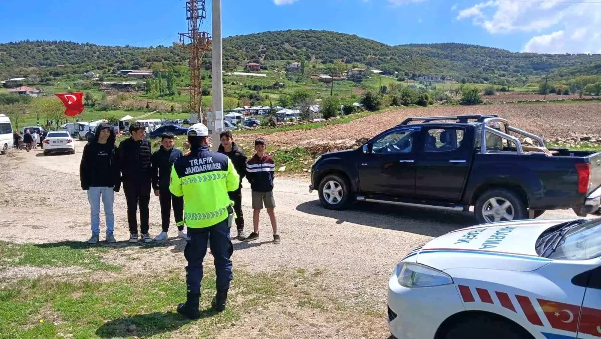 Trafik Haftası Aktifliği: Jandarma Bilgilendirdi
