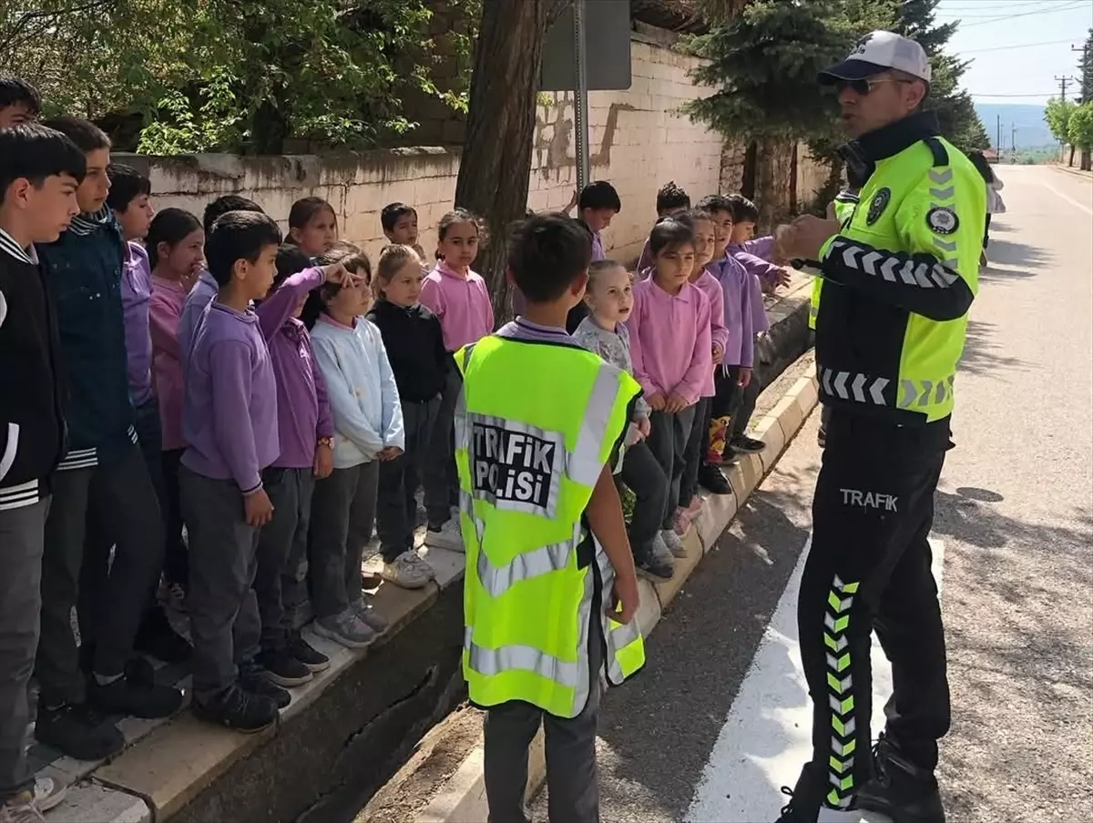 Trafik Haftası’nda Kaymakam Tiyek’ten İkazlar