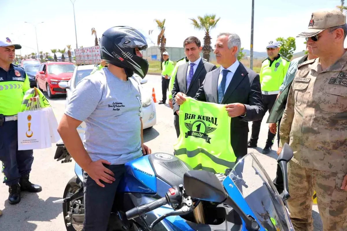 Trafik Kontrolünde İkramlı İhtarlar