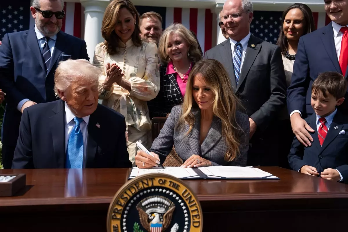 Trump’tan İnternetteki İstismara Karşı Yeni Yasak