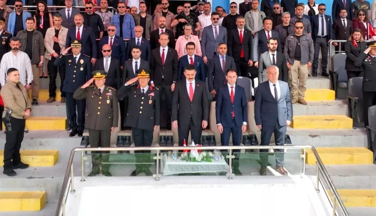 Tunceli Valisi Tekbıyıkoğlu Merkeze Alındı