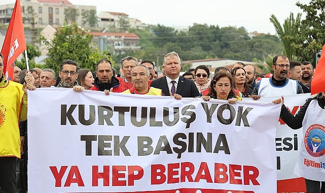 Urla’da emekçiye ikili bayram