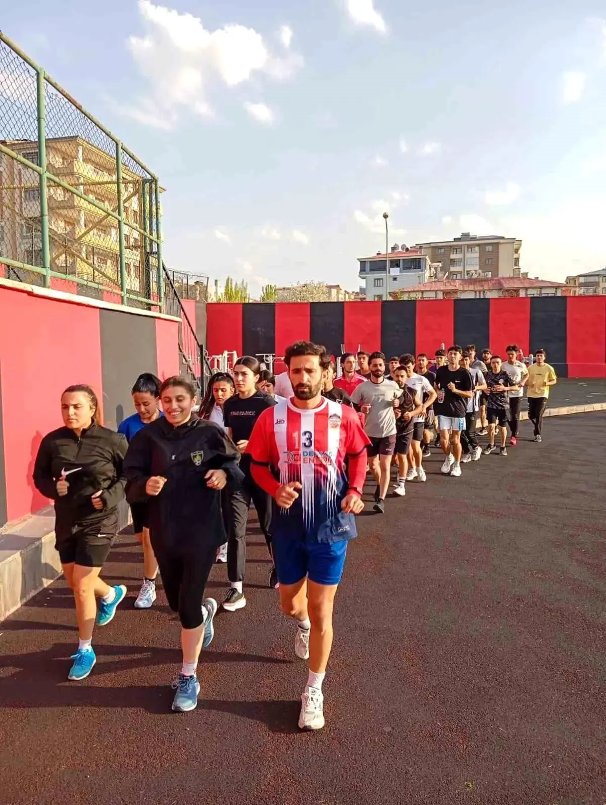 Van’da Gençlere Fiyatsız Spor Kursları