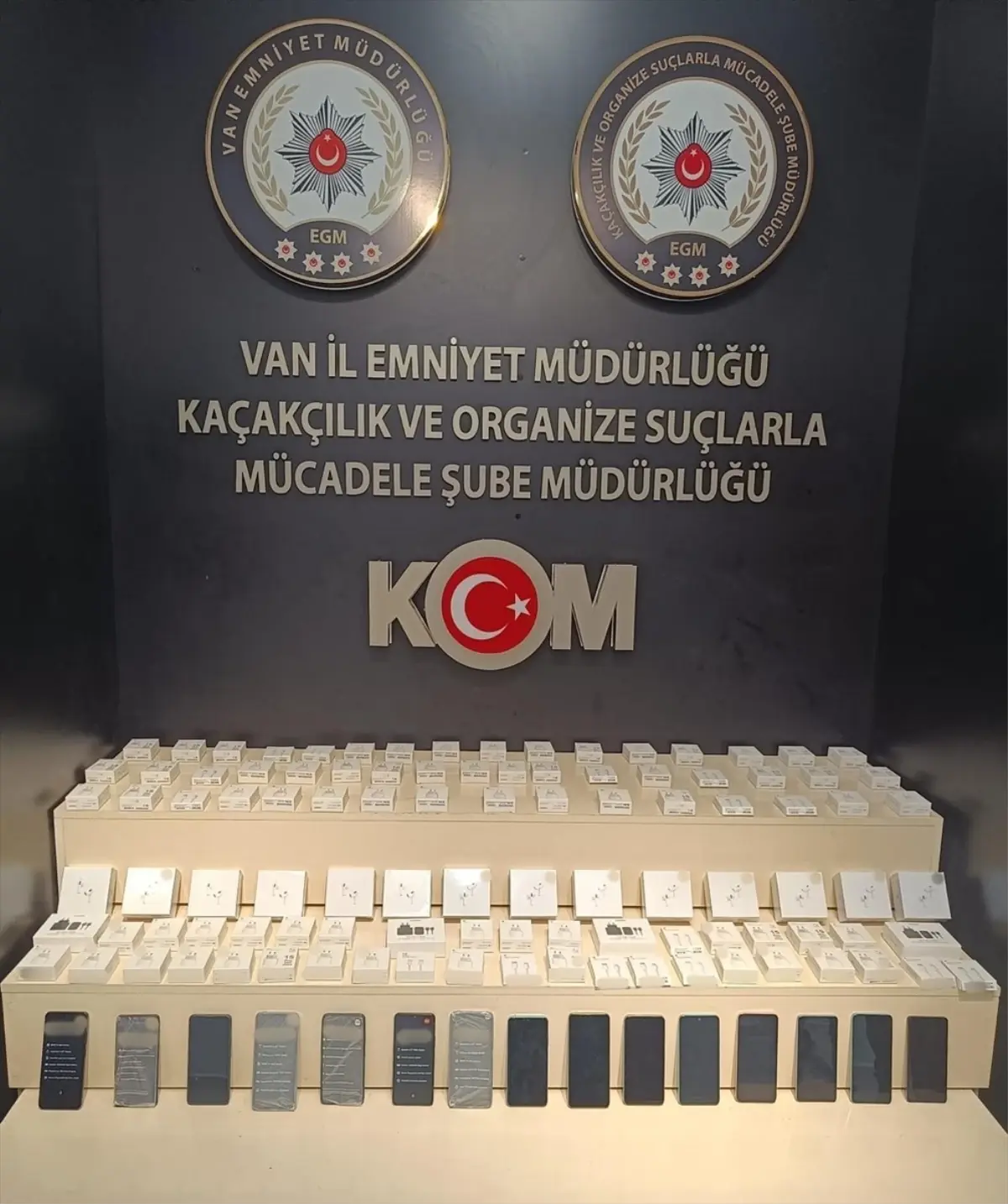 Van’da Kaçakçılık Operasyonu: 61 Kuşkulu Yakalandı