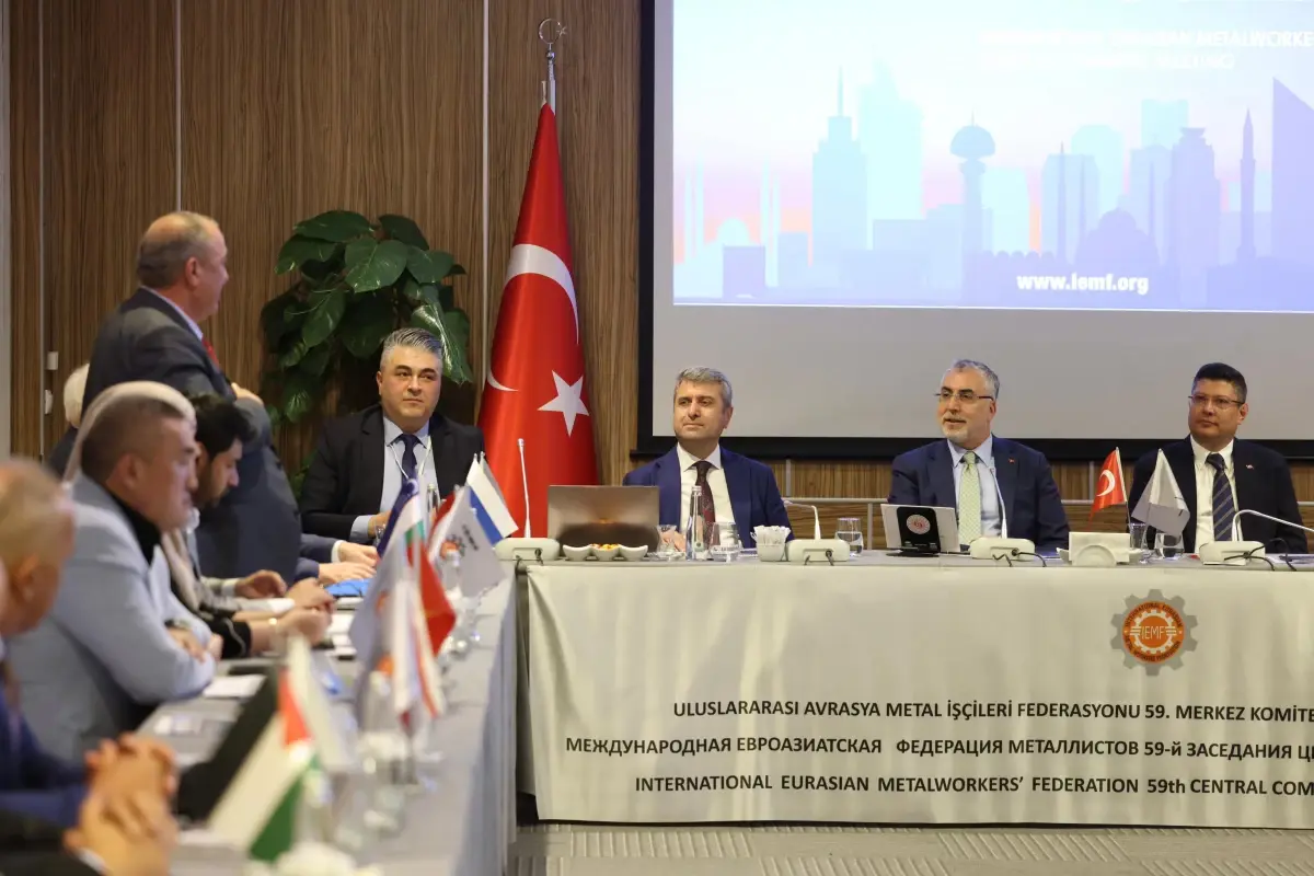 Vedat Işıkhan, Personel Sendikaları ile Toplandı