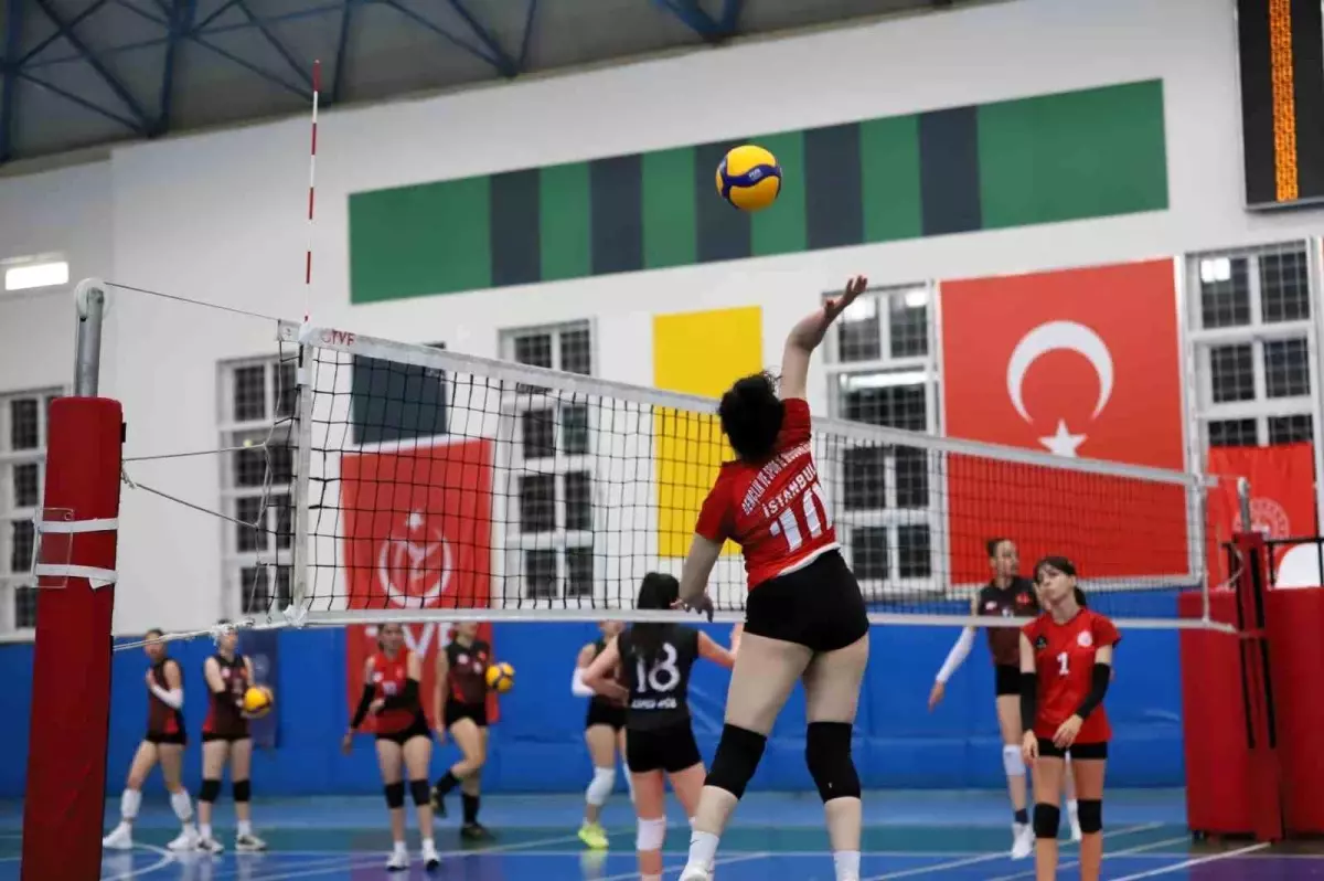 Voleybol Kızlar Türkiye Şampiyonası Sonuçlandı