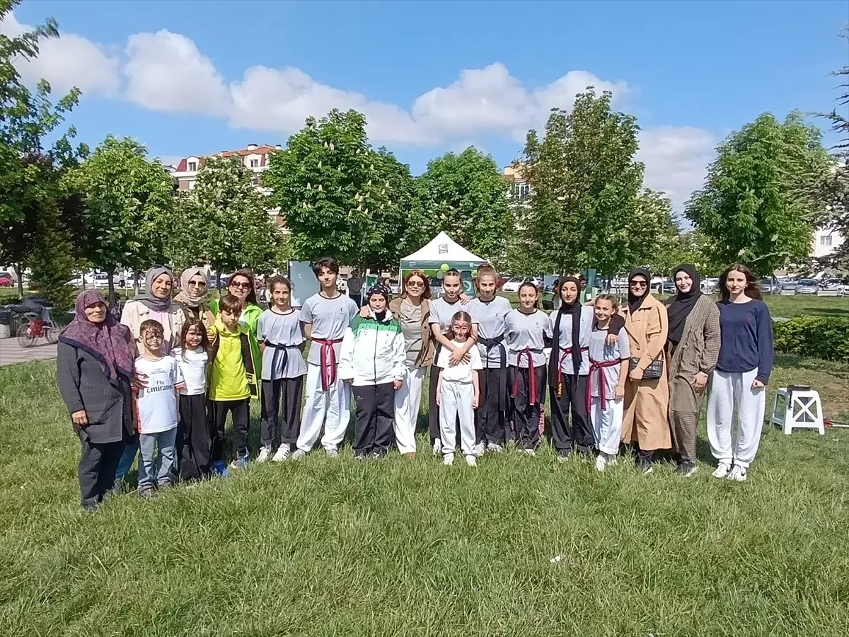 Yeşilay’dan Anneler Günü Aktifliği
