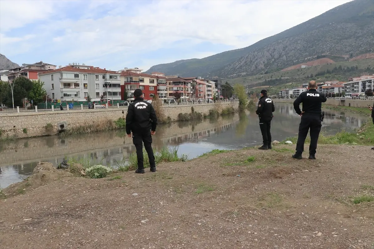 Yeşilırmak’ta Balık Vefatları Yaşandı