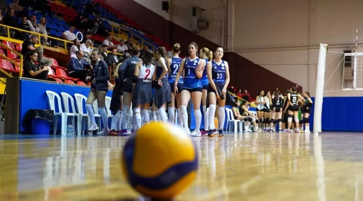 Yıldız Kızlar Voleybol Yarışı Isparta’da Başladı