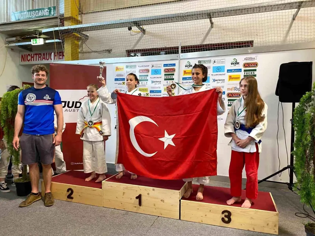 Yunusemre Belediyespor Judocuları Avusturya’dan Muvaffakiyetle Döndü