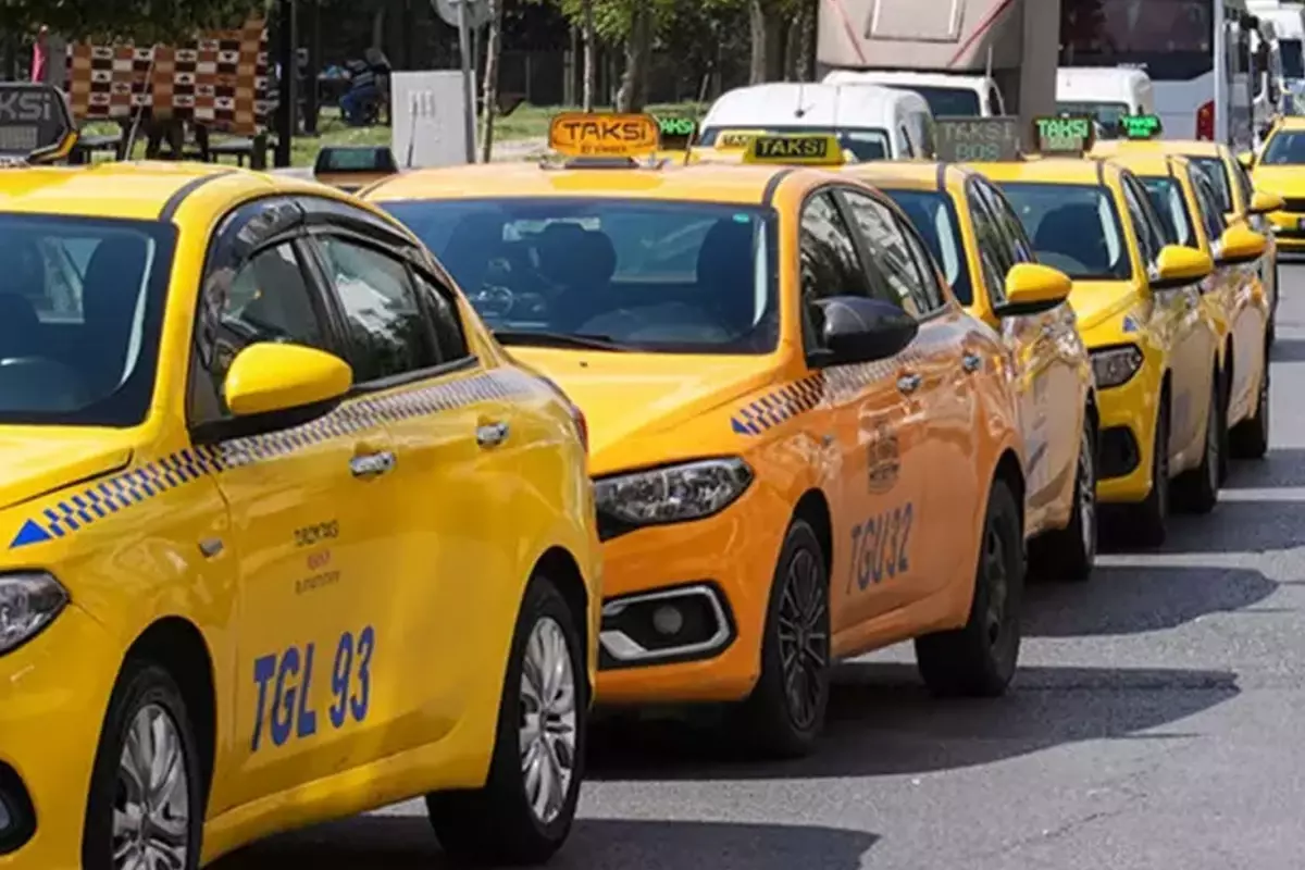 Zarurî hale geliyor! Taksilerde yeni periyot