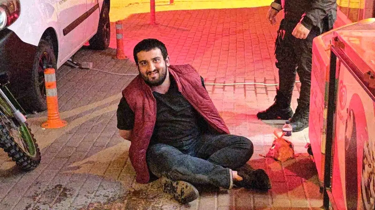 Zihinsel Engelli Gençten Bakkala Kundaklama Teşebbüsü